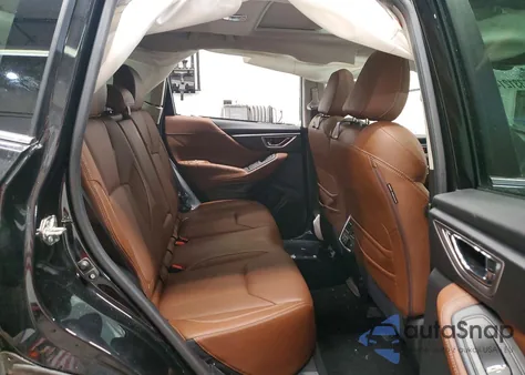 2019 Subaru Forester Touring z USA, uszkodzony, nr VIN JF2SKAWCXKH494965